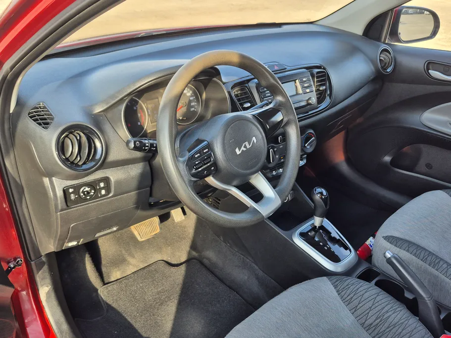 2022 Kia Pegas LX 