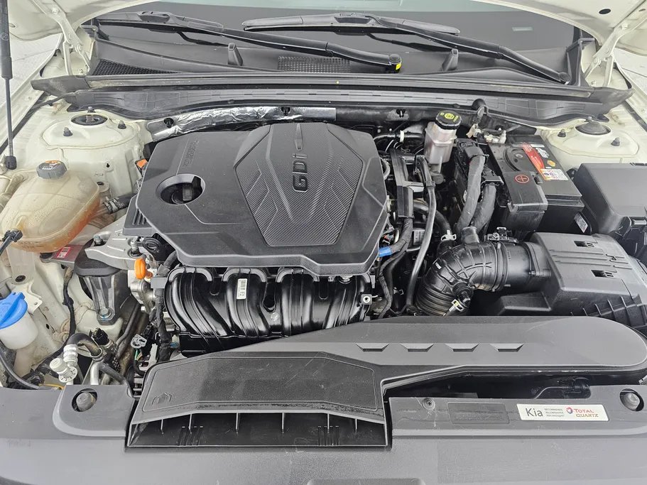 2023 Kia K5 LX 