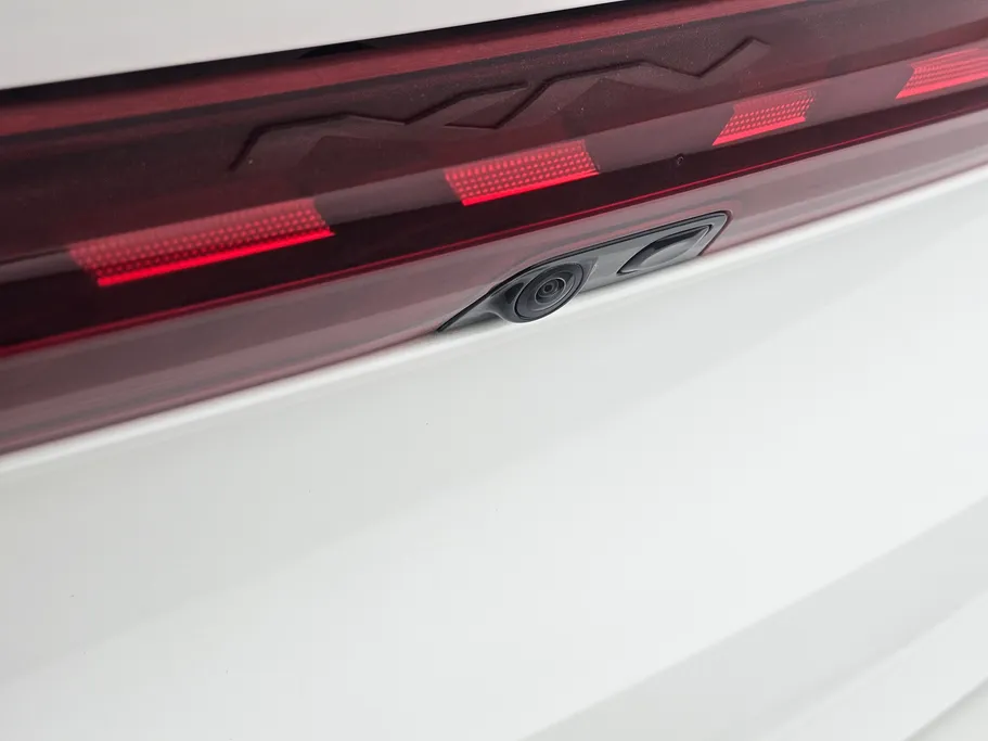 2023 Kia K5 LX 