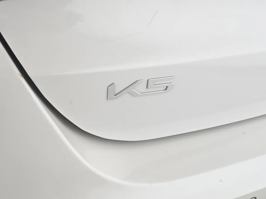 2023 Kia K5 LX 