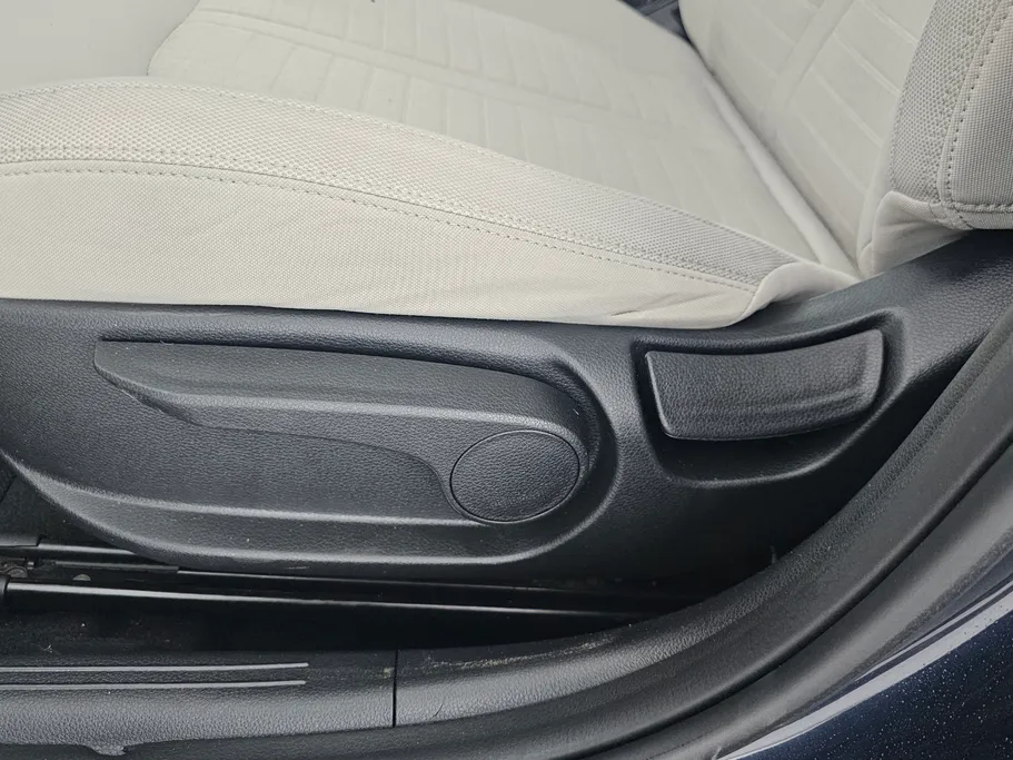 2023 Kia K5 LX 