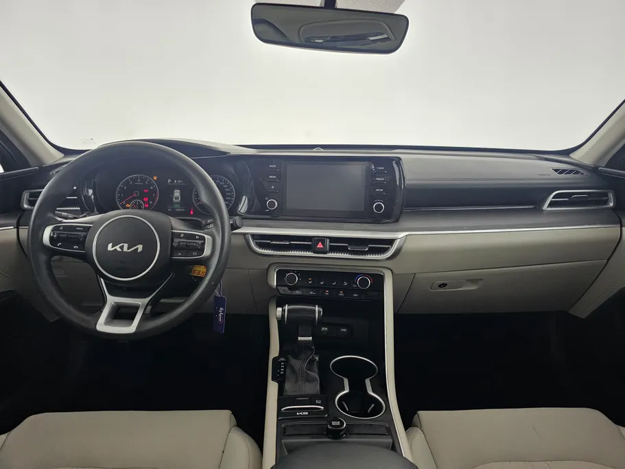 2023 Kia K5 LX 