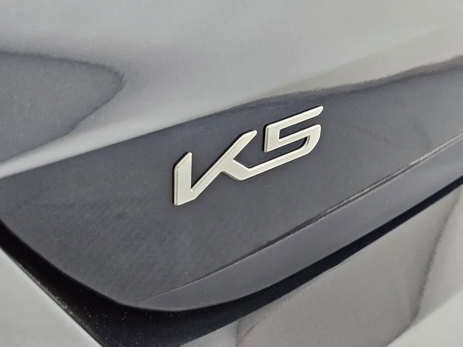 2023 Kia K5 LX 