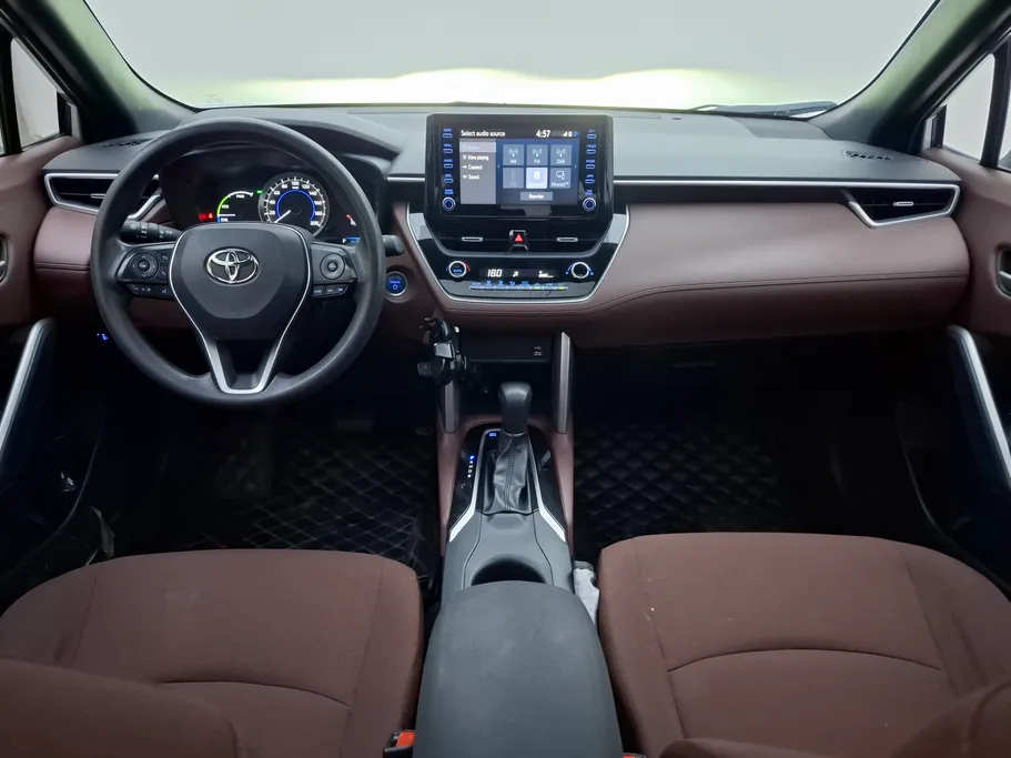 2022 Toyota Corolla Cross XLE HEV 