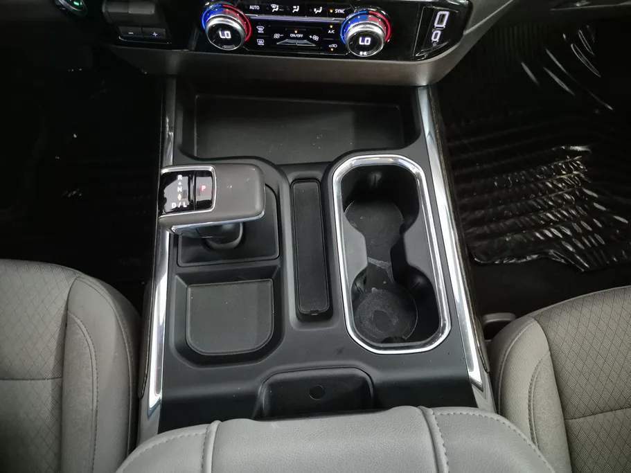2024 GMC Sierra Elevation 