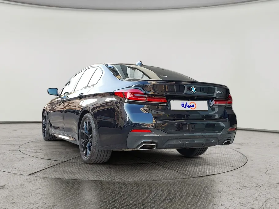 بي ام دبليو الفئة الخامسة 530i 2023 