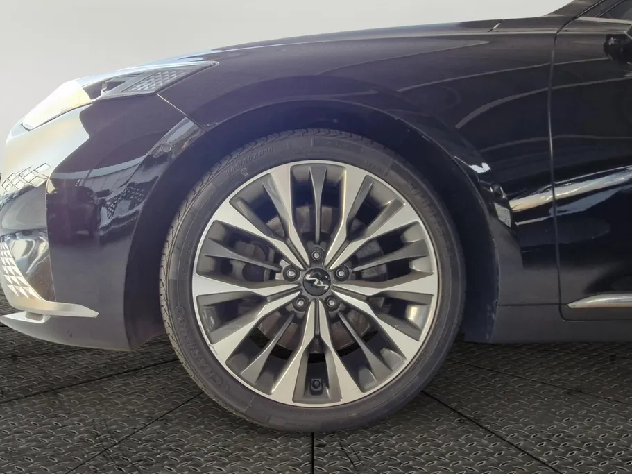 2022 Kia K8 EX 