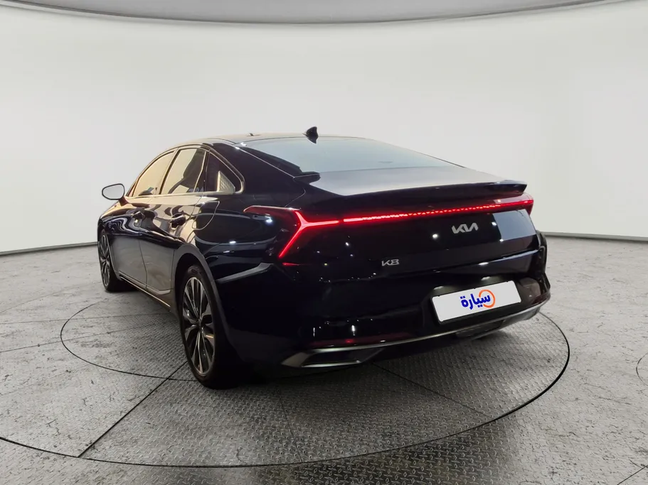 2022 Kia K8 EX 