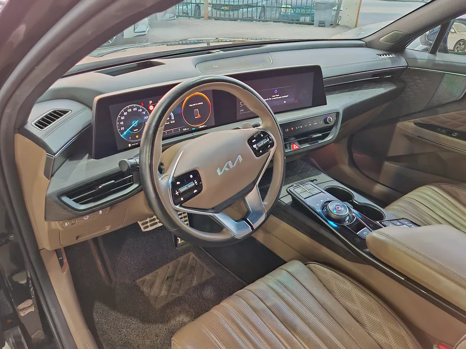 2022 Kia K8 EX 