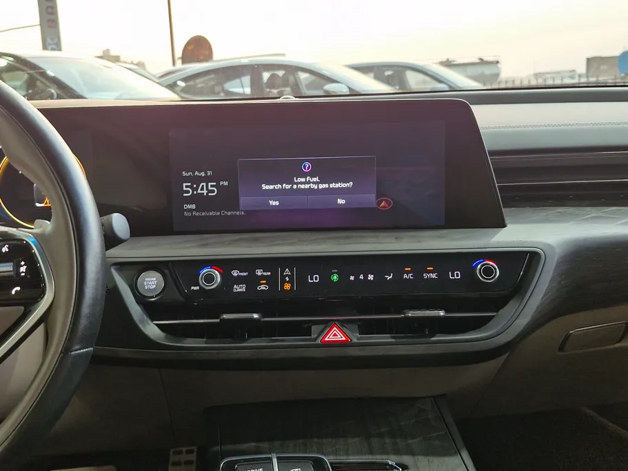 2022 Kia K8 EX 