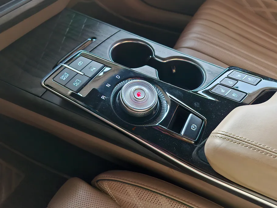 2022 Kia K8 EX 