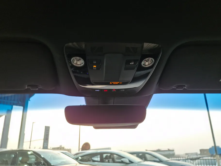 2022 Kia K8 EX 