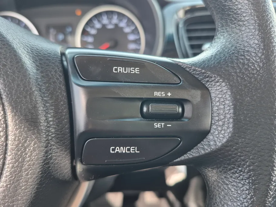 2024 Kia Pegas GL 