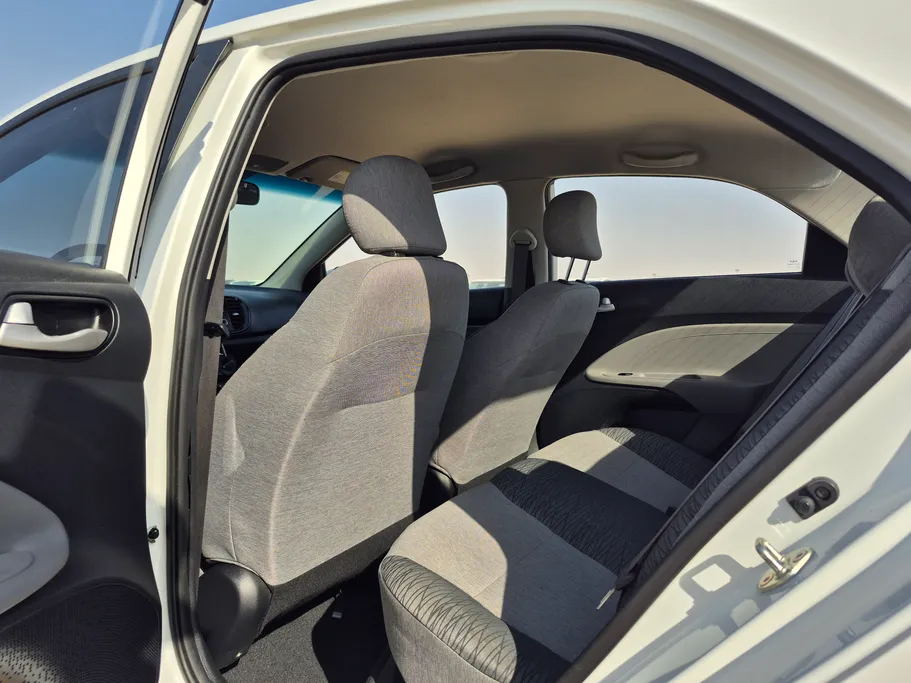 2024 Kia Pegas GL 