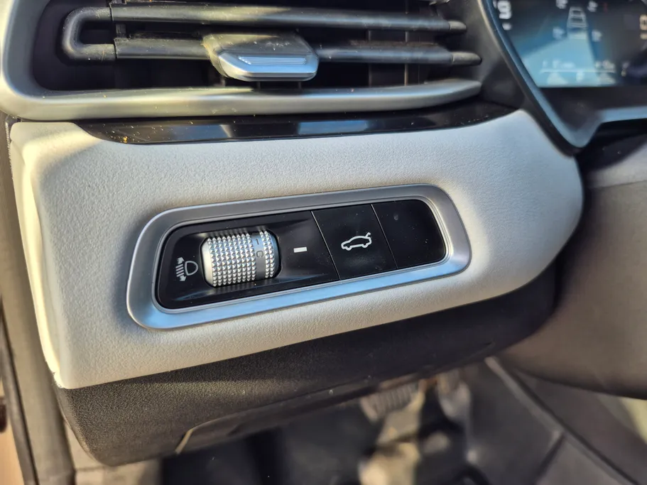 2023 Geely Emgrand GF 