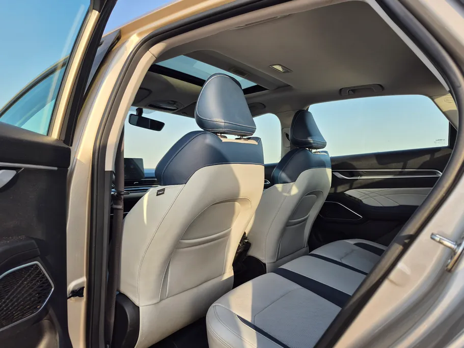 2023 Geely Emgrand GF 
