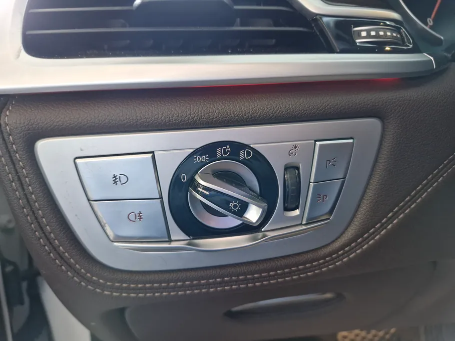 2019 BMW 7 Series 730Li 