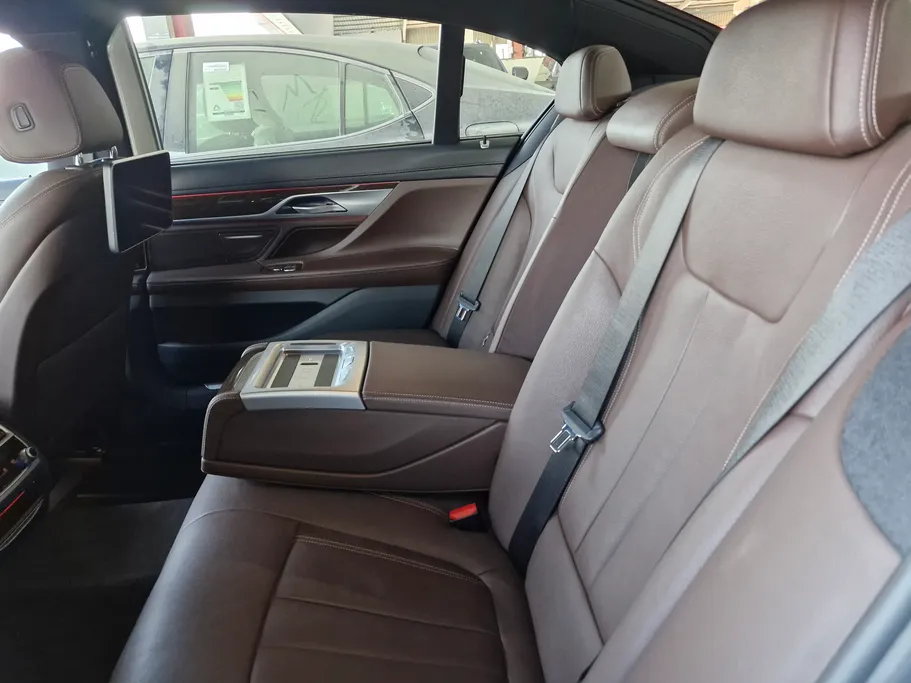 2019 BMW 7 Series 730Li 