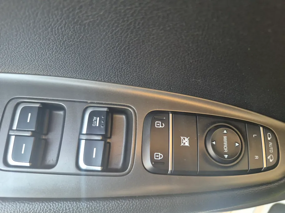 2020 Kia K5 LX 