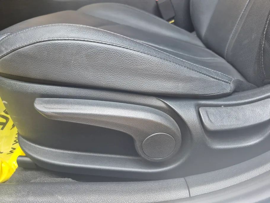 2020 Kia K5 LX 