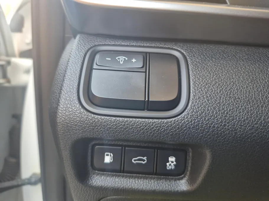 2020 Kia K5 LX 