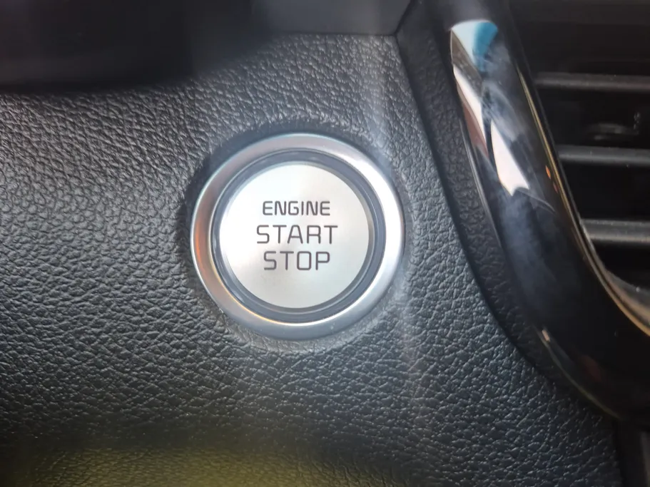 2020 Kia K5 LX 