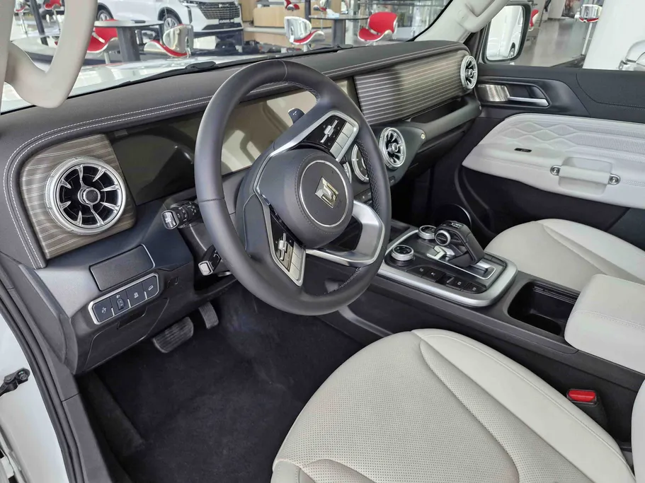 جريت وول تانك 300 كونكيرور 2026 