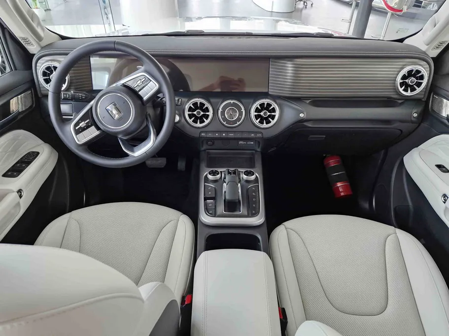 جريت وول تانك 300 كونكيرور 2026 