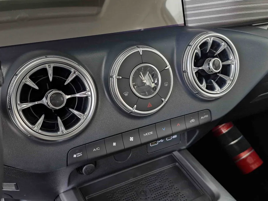 جريت وول تانك 300 كونكيرور 2026 