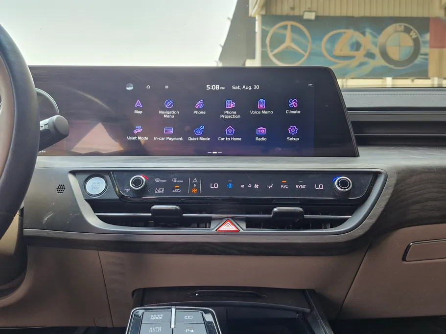2022 Kia K8 EX 