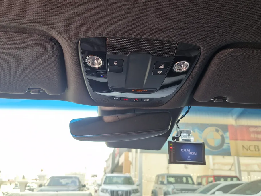 2022 Kia K8 EX 