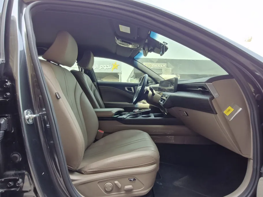 2022 Kia K8 EX 