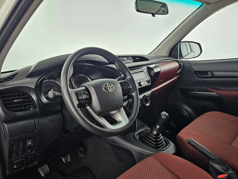 2021 Toyota Hilux GLX 