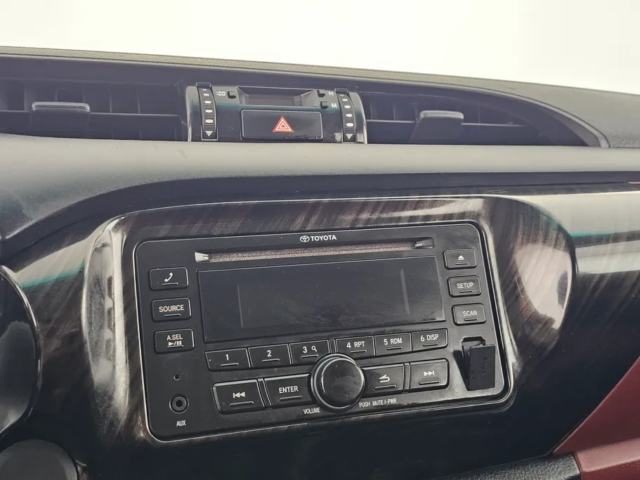 2021 Toyota Hilux GLX 