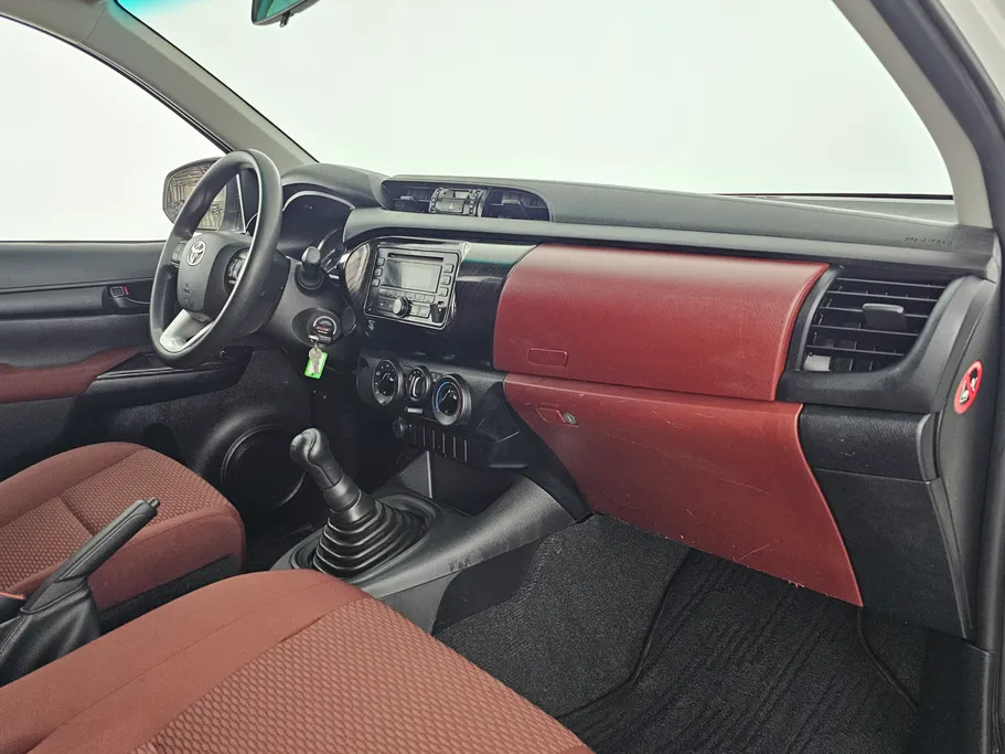 2021 Toyota Hilux GLX 
