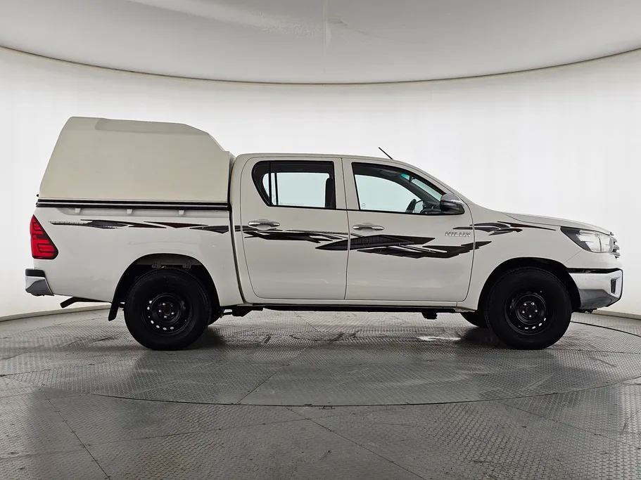 2021 Toyota Hilux GLX 
