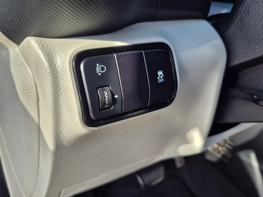 2022 Kia SONET LX 