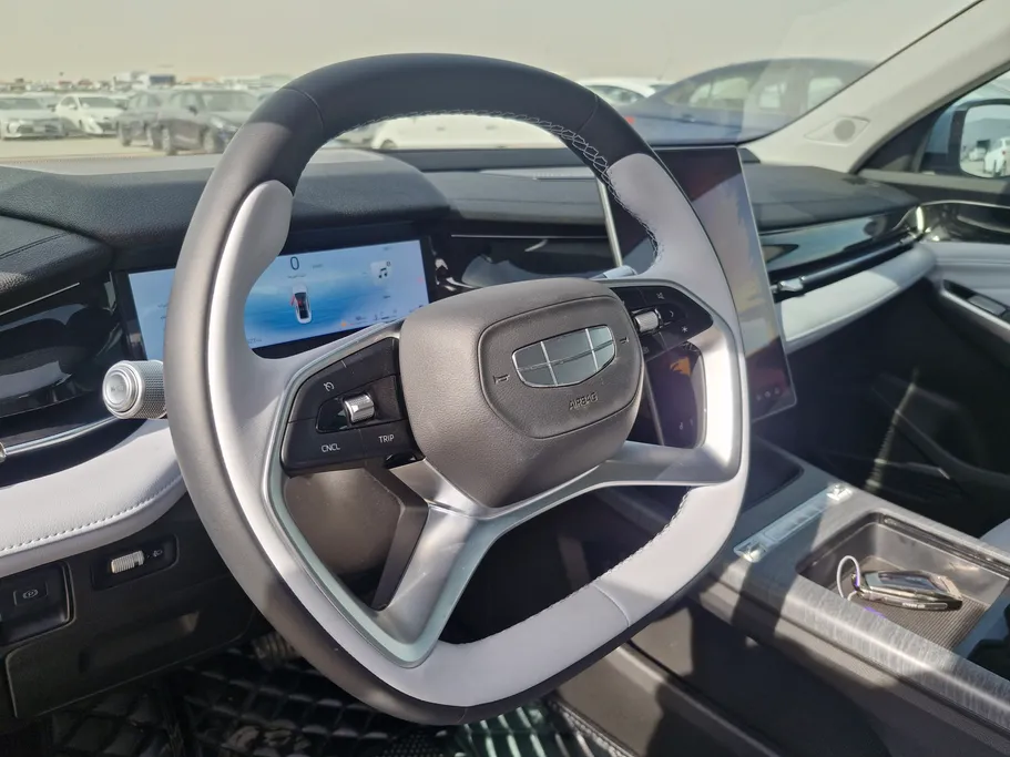 جيلي بريفيس جي ال 2025 