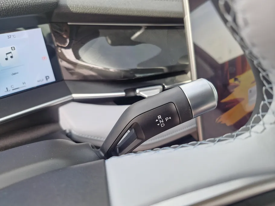 جيلي بريفيس جي ال 2025 