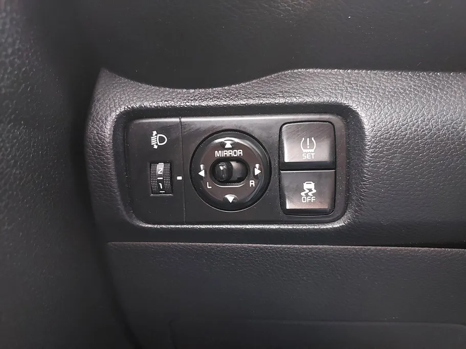 2022 Kia Pegas LX 