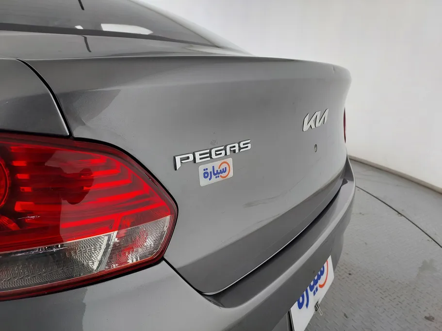2022 Kia Pegas LX 