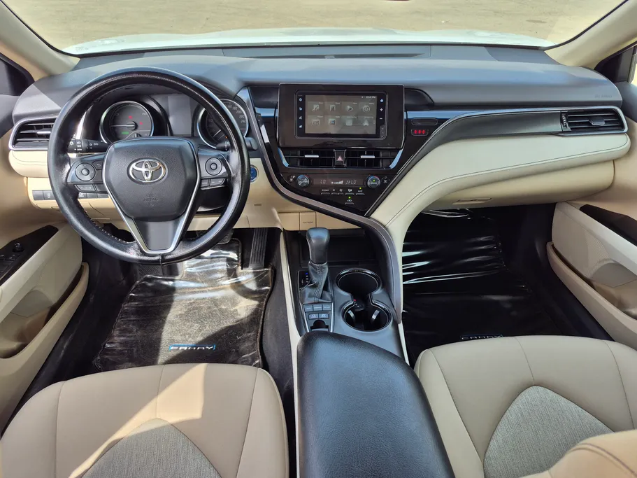 2022 Toyota Camry  LE HEV 
