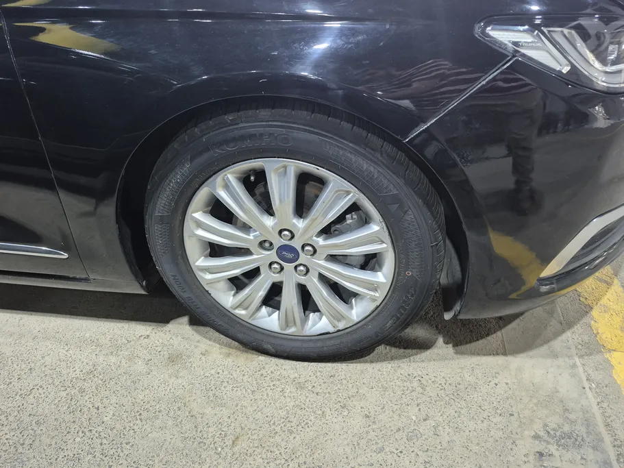 2022 Ford Taurus Ambiente 