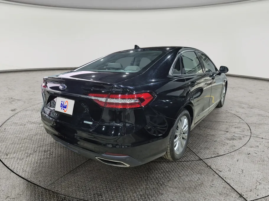 2022 Ford Taurus Ambiente 