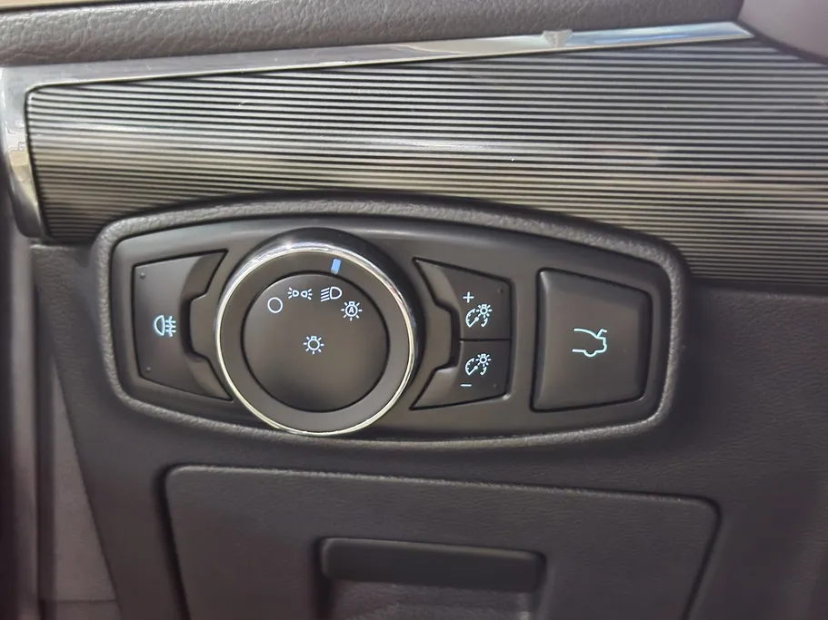 2022 Ford Taurus Ambiente 
