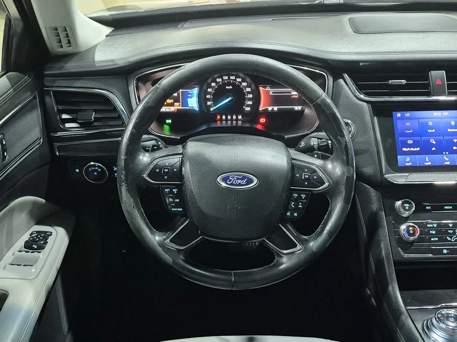 2022 Ford Taurus Ambiente 