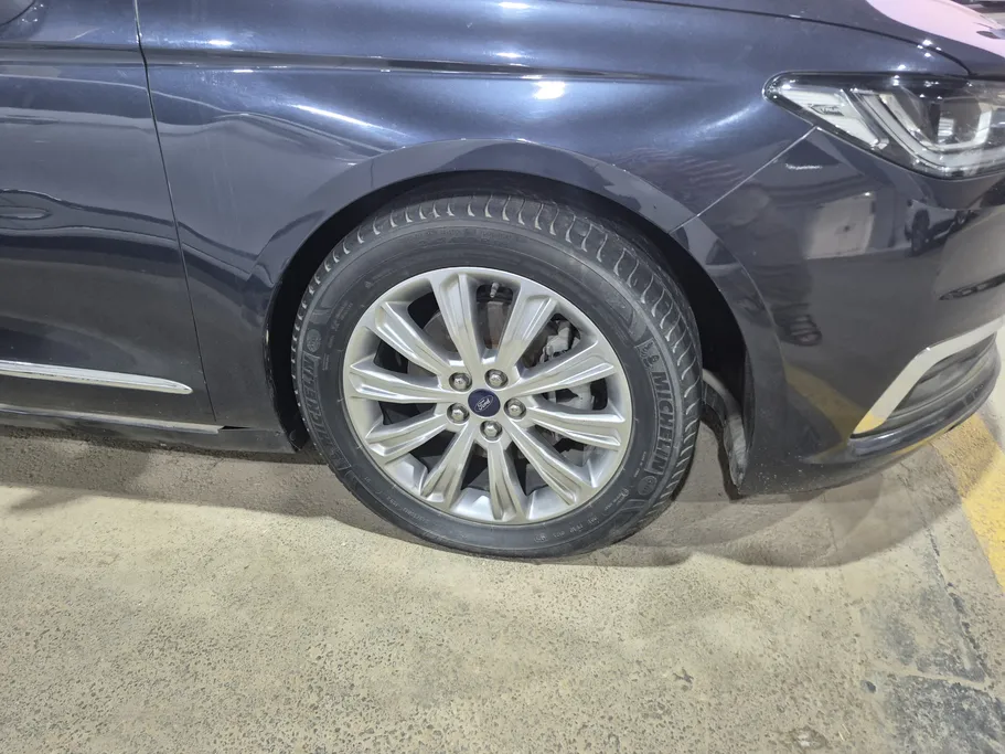 2022 Ford Taurus Ambiente 
