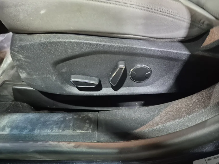 2022 Ford Taurus Ambiente 