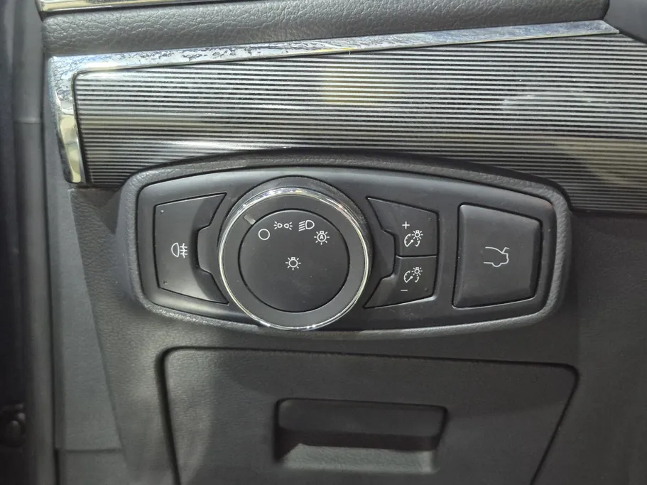 2022 Ford Taurus Ambiente 