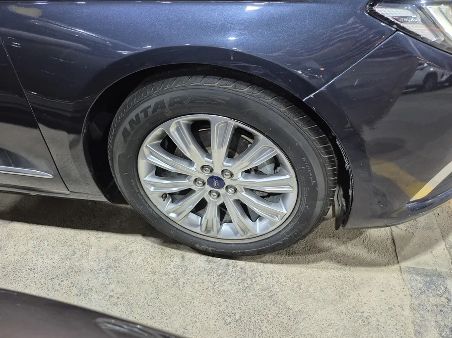 2022 Ford Taurus Ambiente 
